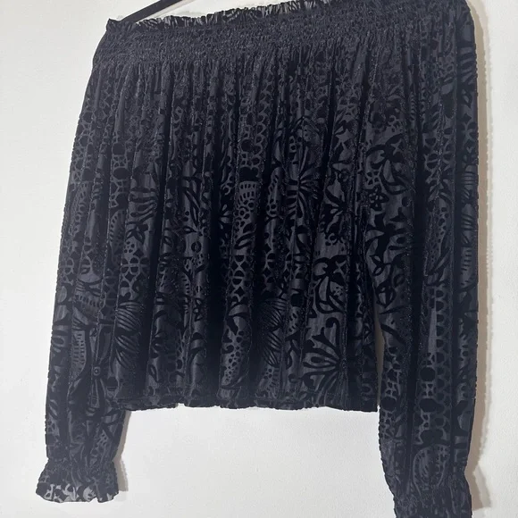 Free people A little twist velvet off the shoulder black top size XS witchy goth - Picture 11 of 13